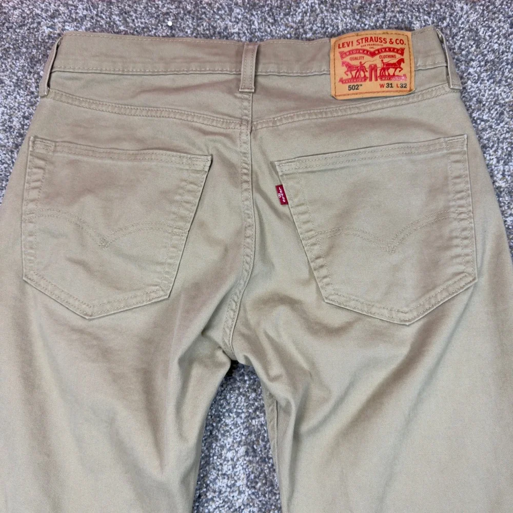 Levis 502 Taper Fit All Seasons Tech Khaki‎ Tan Pants Mens 31x32 29507-0639